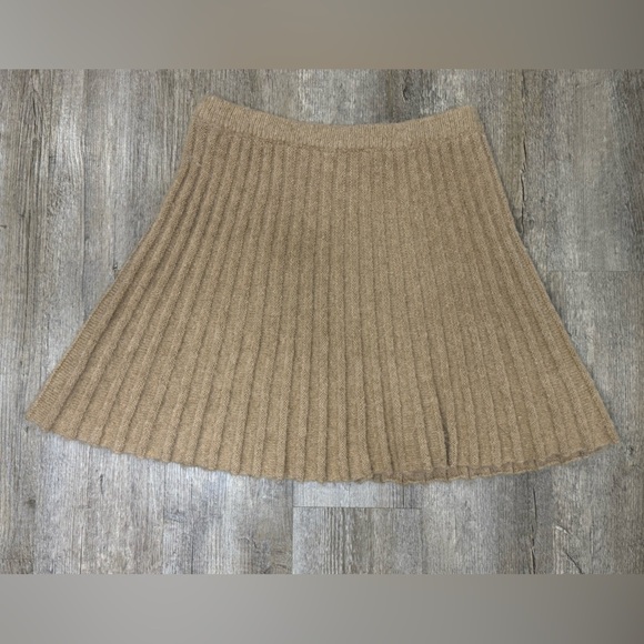 Sofie The Label Dresses & Skirts - Sophie The Label Cozy Ribbed Skirt, Size L